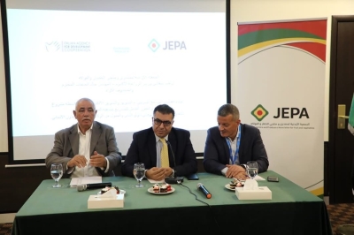 الحنيفات يرعى حفل تخريج المشاركين في مشروع (بذور)