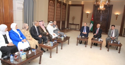 وفد برئاسة رئيس جامعة عمّان العربية يزور الديوان الملكي الهاشمي تأكيداً على الولاء والانتماء الوطني