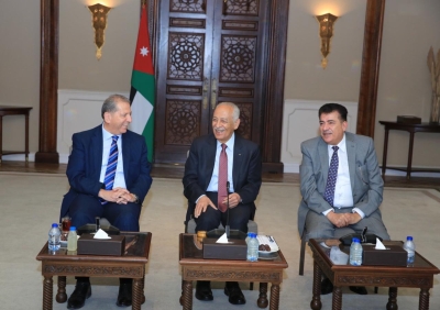 وفد برئاسة رئيس جامعة عمّان العربية يزور الديوان الملكي الهاشمي تأكيداً على الولاء والانتماء الوطني