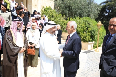 وفد برئاسة رئيس جامعة عمّان العربية يزور الديوان الملكي الهاشمي تأكيداً على الولاء والانتماء الوطني