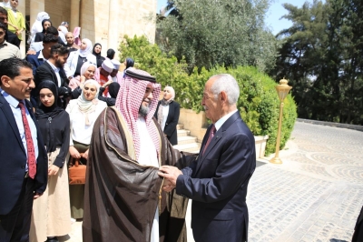 وفد برئاسة رئيس جامعة عمّان العربية يزور الديوان الملكي الهاشمي تأكيداً على الولاء والانتماء الوطني
