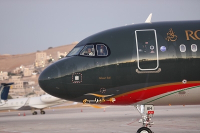 وصول أول طائرة إيرباص A320neo للملكية الأردنية إلى مطار عمّان المدني