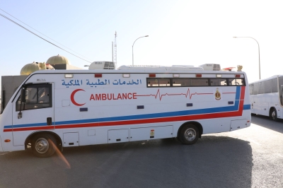 الدفعة الأكبر .. اجلاء 35 طفلا من غزة للعلاج في الأردن - صور