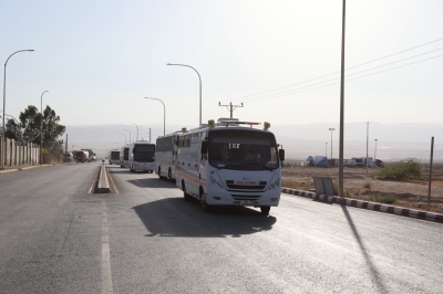 الدفعة الأكبر .. اجلاء 35 طفلا من غزة للعلاج في الأردن - صور