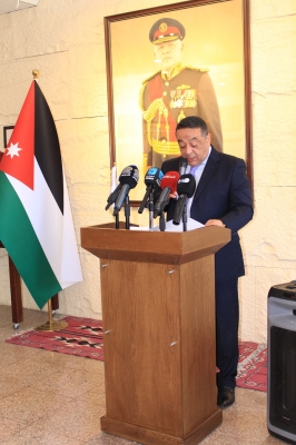 البريد الأردني ومركز التوثيق الملكي الهاشمي يقيمان معرض (البرق والبريد والهاتف )