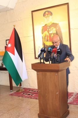 البريد الأردني ومركز التوثيق الملكي الهاشمي يقيمان معرض (البرق والبريد والهاتف )