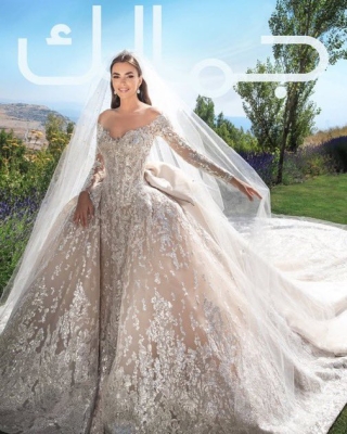 زين قطامي تتألق بفستان إيلي صعب في ختام زفاف أسطوري