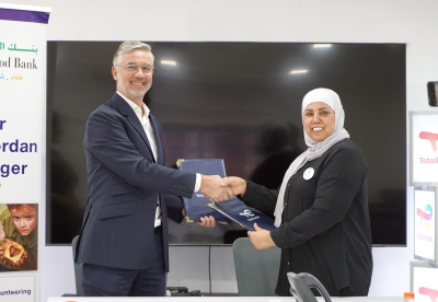 توتال للطاقات الأردن تتبرع بأكثر من 800 لوح طاقة شمسية لدعم مشاريع بنك الطعام الأردني وتكية أم علي