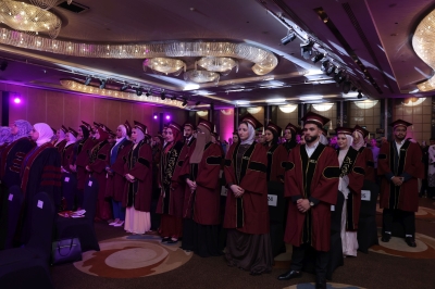 جامعة الشرق الأوسط تحتفل بتخريج طلبتها المصريين في القاهرة