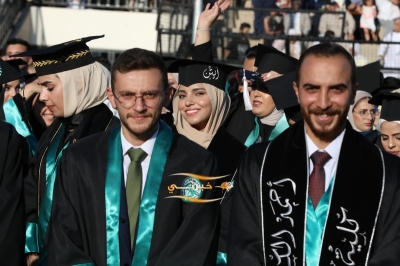 جامعة الزيتونة الأردنية تحتفل بتخريج طلبة الفصل الدراسي الثاني