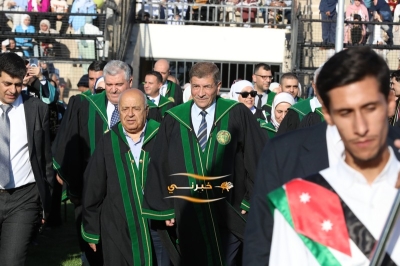 جامعة الزيتونة الأردنية تحتفل بتخريج طلبة الفصل الدراسي الثاني