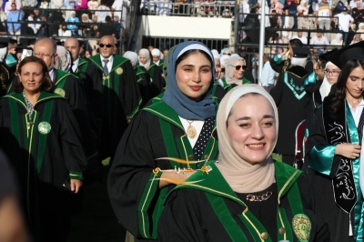 جامعة الزيتونة الأردنية تحتفل بتخريج طلبة الفصل الدراسي الثاني