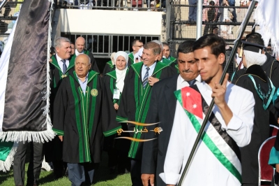جامعة الزيتونة الأردنية تحتفل بتخريج طلبة الفصل الدراسي الثاني