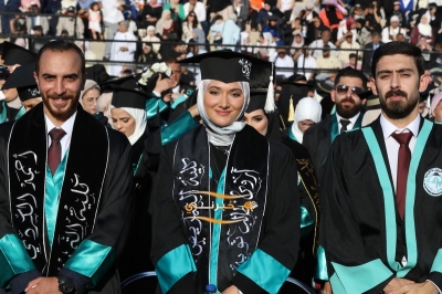 جامعة الزيتونة الأردنية تحتفل بتخريج طلبة الفصل الدراسي الثاني