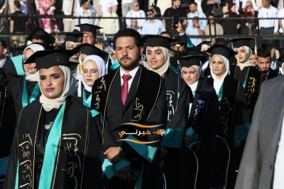 جامعة الزيتونة الأردنية تحتفل بتخريج طلبة الفصل الدراسي الثاني