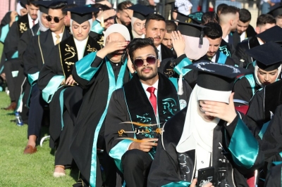جامعة الزيتونة الأردنية تحتفل بتخريج طلبة الفصل الدراسي الثاني