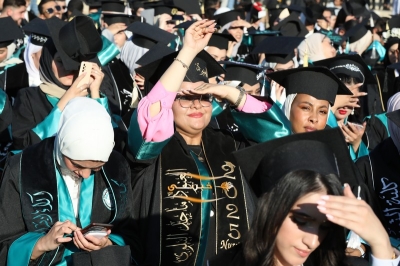 جامعة الزيتونة الأردنية تحتفل بتخريج طلبة الفصل الدراسي الثاني