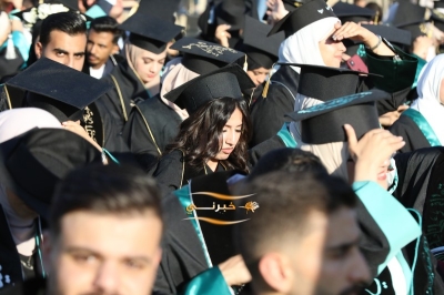 جامعة الزيتونة الأردنية تحتفل بتخريج طلبة الفصل الدراسي الثاني