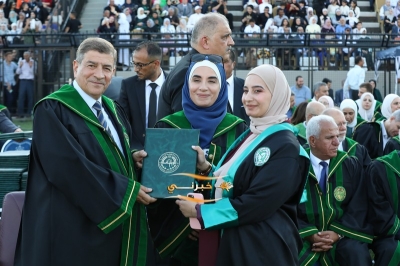 جامعة الزيتونة الأردنية تحتفل بتخريج طلبة الفصل الدراسي الثاني
