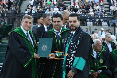 جامعة الزيتونة الأردنية تحتفل بتخريج طلبة الفصل الدراسي الثاني