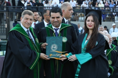جامعة الزيتونة الأردنية تحتفل بتخريج طلبة الفصل الدراسي الثاني