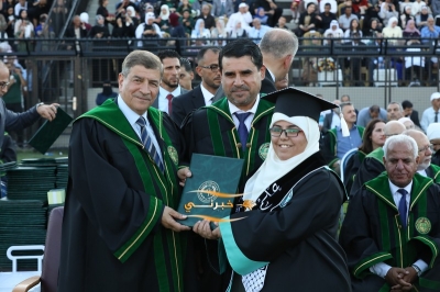 جامعة الزيتونة الأردنية تحتفل بتخريج طلبة الفصل الدراسي الثاني