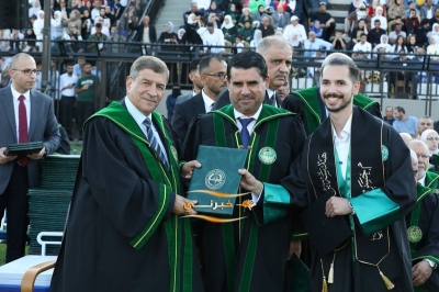 جامعة الزيتونة الأردنية تحتفل بتخريج طلبة الفصل الدراسي الثاني