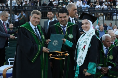 جامعة الزيتونة الأردنية تحتفل بتخريج طلبة الفصل الدراسي الثاني
