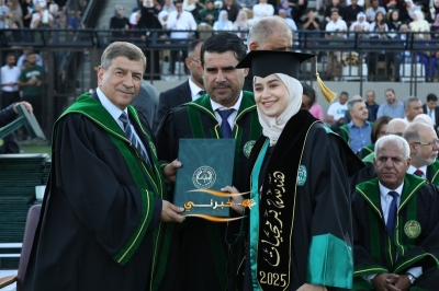 جامعة الزيتونة الأردنية تحتفل بتخريج طلبة الفصل الدراسي الثاني