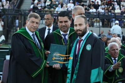 جامعة الزيتونة الأردنية تحتفل بتخريج طلبة الفصل الدراسي الثاني