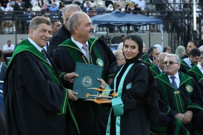 جامعة الزيتونة الأردنية تحتفل بتخريج طلبة الفصل الدراسي الثاني