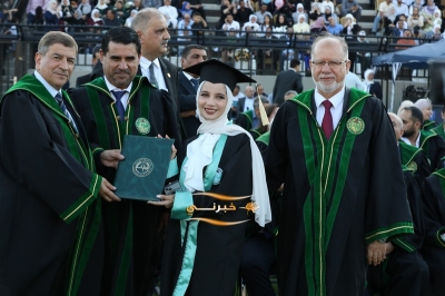 جامعة الزيتونة الأردنية تحتفل بتخريج طلبة الفصل الدراسي الثاني