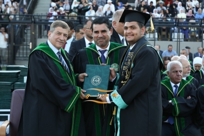 جامعة الزيتونة الأردنية تحتفل بتخريج طلبة الفصل الدراسي الثاني