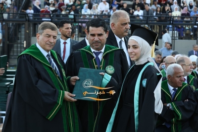 جامعة الزيتونة الأردنية تحتفل بتخريج طلبة الفصل الدراسي الثاني