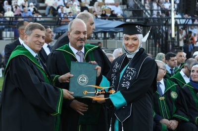 جامعة الزيتونة الأردنية تحتفل بتخريج طلبة الفصل الدراسي الثاني