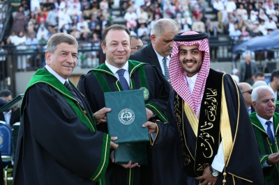 جامعة الزيتونة الأردنية تحتفل بتخريج الفوج الـ 29 من طلبة كليات الأعمال، الآداب، الحقوق، الهندسة والتكنولوجيا، والعمارة