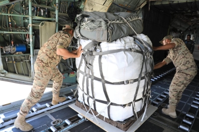 الأردن والإمارات ينفذان إنزالين جويين جديدين في غزة - صور