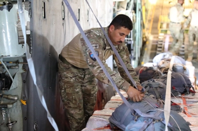 الجيش الاردني ينفذ إنزالين للمساعدات على غزة بمشاركة الإمارات