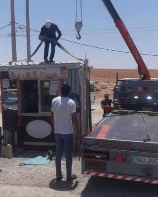 حملة لإزالة الأكشاك المخالفة في الكرك