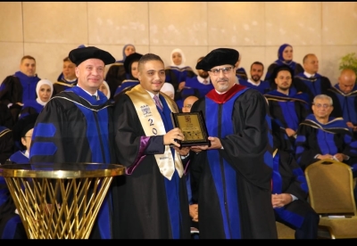 رئيس جامعة البترا يرعى حفل تخريج الفوج 31 ويعلن عن استحداث برامج جديدة