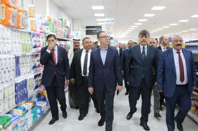 افتتاح سوق المؤسسة الاستهلاكية المدنية في المفرق