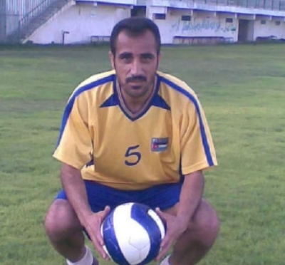 لاعب الحسين اربد السابق وقائد منتخب فلسطين التاريخي يروي معاناته وسط مجاعة غزة