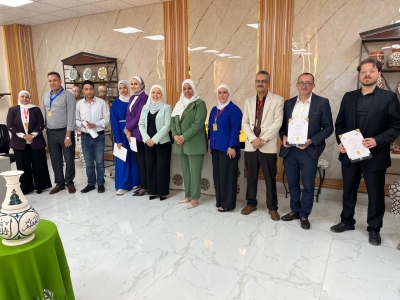 صيدلة عمان العربية تُعزز كفاءة طلبتها ببرنامج تطبيقي في الصناعات الدوائية