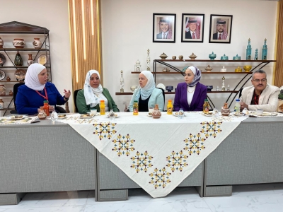 صيدلة عمان العربية تُعزز كفاءة طلبتها ببرنامج تطبيقي في الصناعات الدوائية