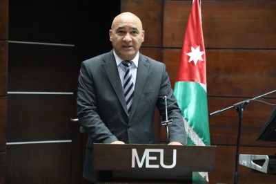 بتخريج 50 طالبا وطالبة.. مركز الاستشارات والتدريب واللغات في جامعة الشرق الاوسط يختتم النادي الصيفي