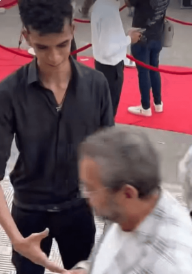 عفاف مصطفى تدعم شابا تجاهل أحمد عبدالعزيز مصافحته: «متزعلش حقك عليا»