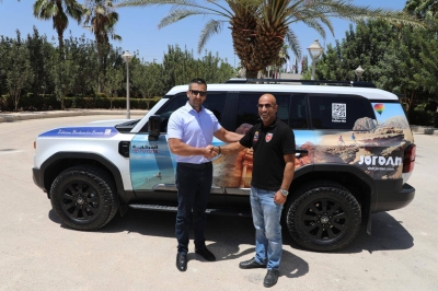 جامعة الشرق الأوسط تدعم الرحّال الأردني عبد السلام العجارمة