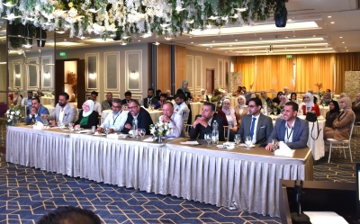 مستشفى الاستقلال يشارك في يوم علمي حول الأخطاء الطبية والأخلاقيات ودور الذكاء الاصطناعي