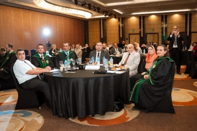 جامعة الزيتونة الأردنية تحتفل بتخريج طلبة العلاج الطبيعي والصيدلة المصريين في القاهرة