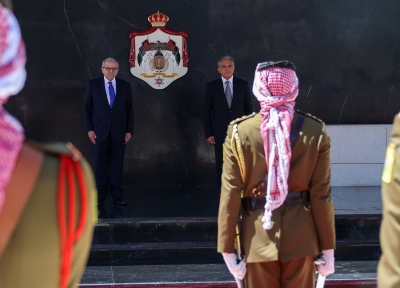 الأردن.. حسان يستقبل رئيس مجلس الوزراء اللبناني - صور